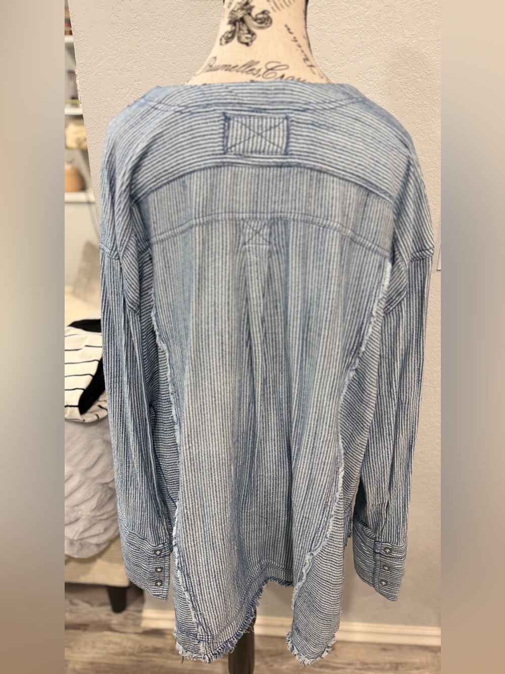 Free People-We The Free-By the Shore Oversize Top-Size Medium-NWT - Picture 11 of 16